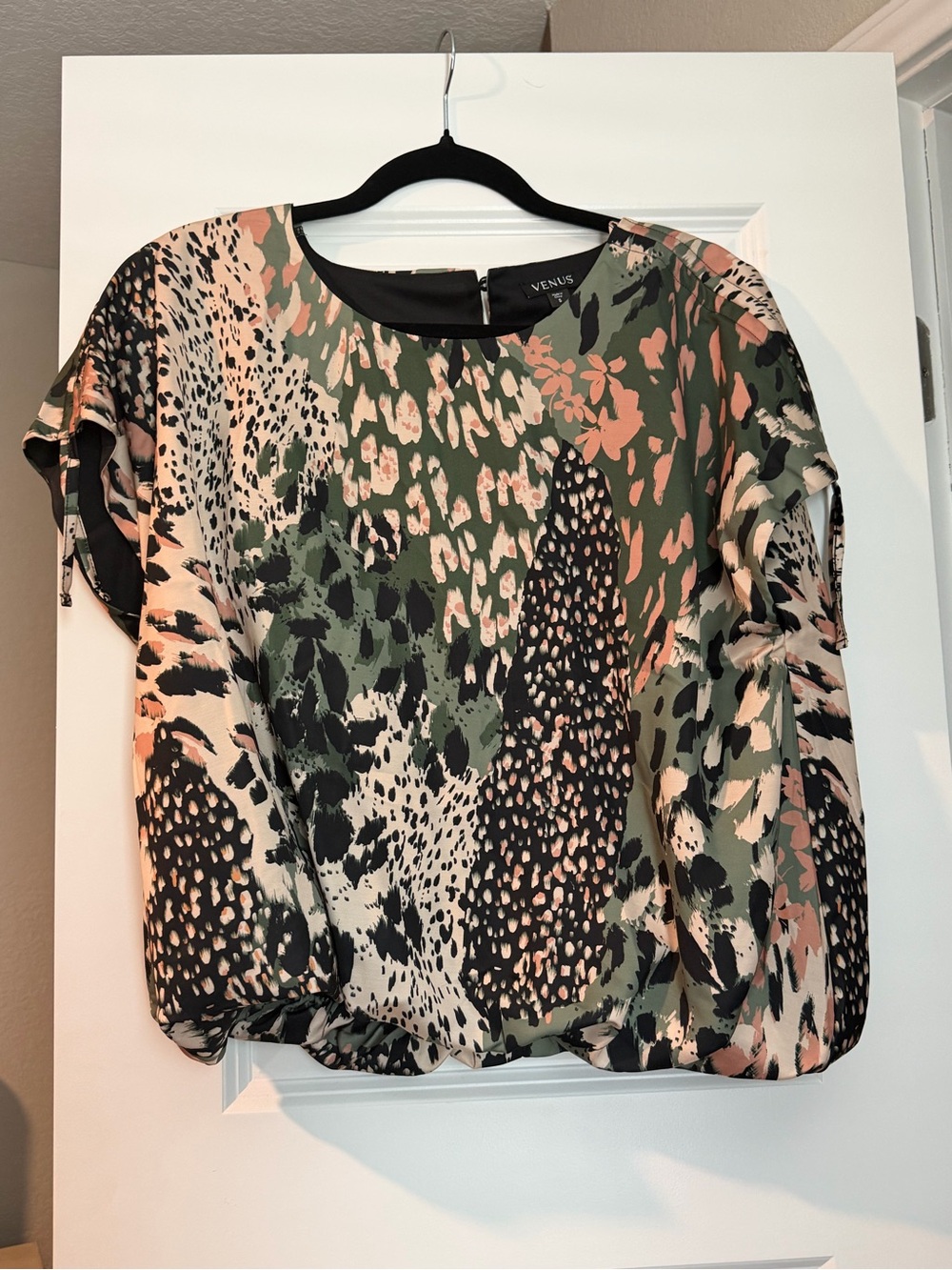 VENUS Olive Green & Blush Printed Short Sleeve Tie-Sleeve Blouse